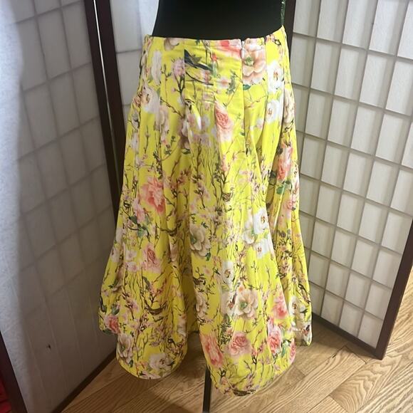 GARCIA FLORAL PRINT MOTIF FLARE SKIRT SIZE L - Picture 2 of 12